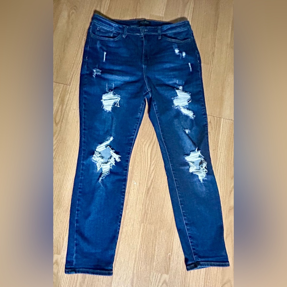 3/$20:NWOT Judy Blue distressed dark denim skinny boyfriend ladies plus 15/32